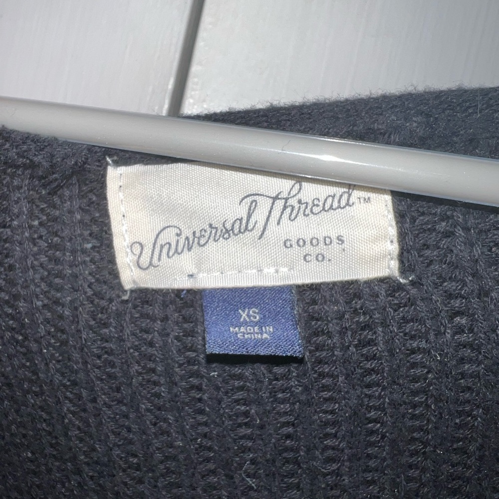 Cardigan - Picture 3 of 3